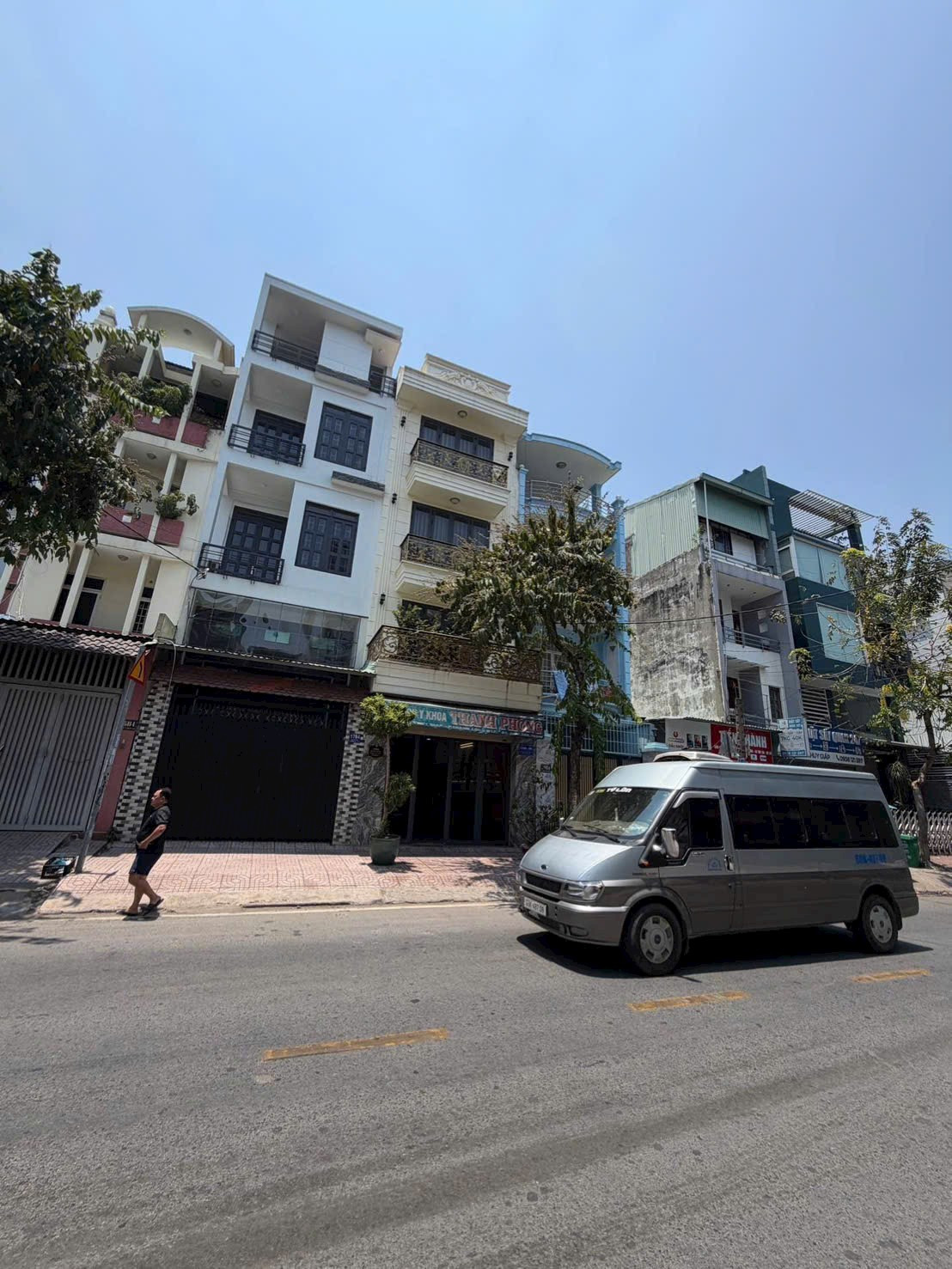 Mặt Tiền Hà Huy Giáp Đường 16m Kinh Doanh Đỉnh Ngay Ngã Tư Ga, 2 Phút Sang Gò Vấp Nhà 4 Tầng Thang máy