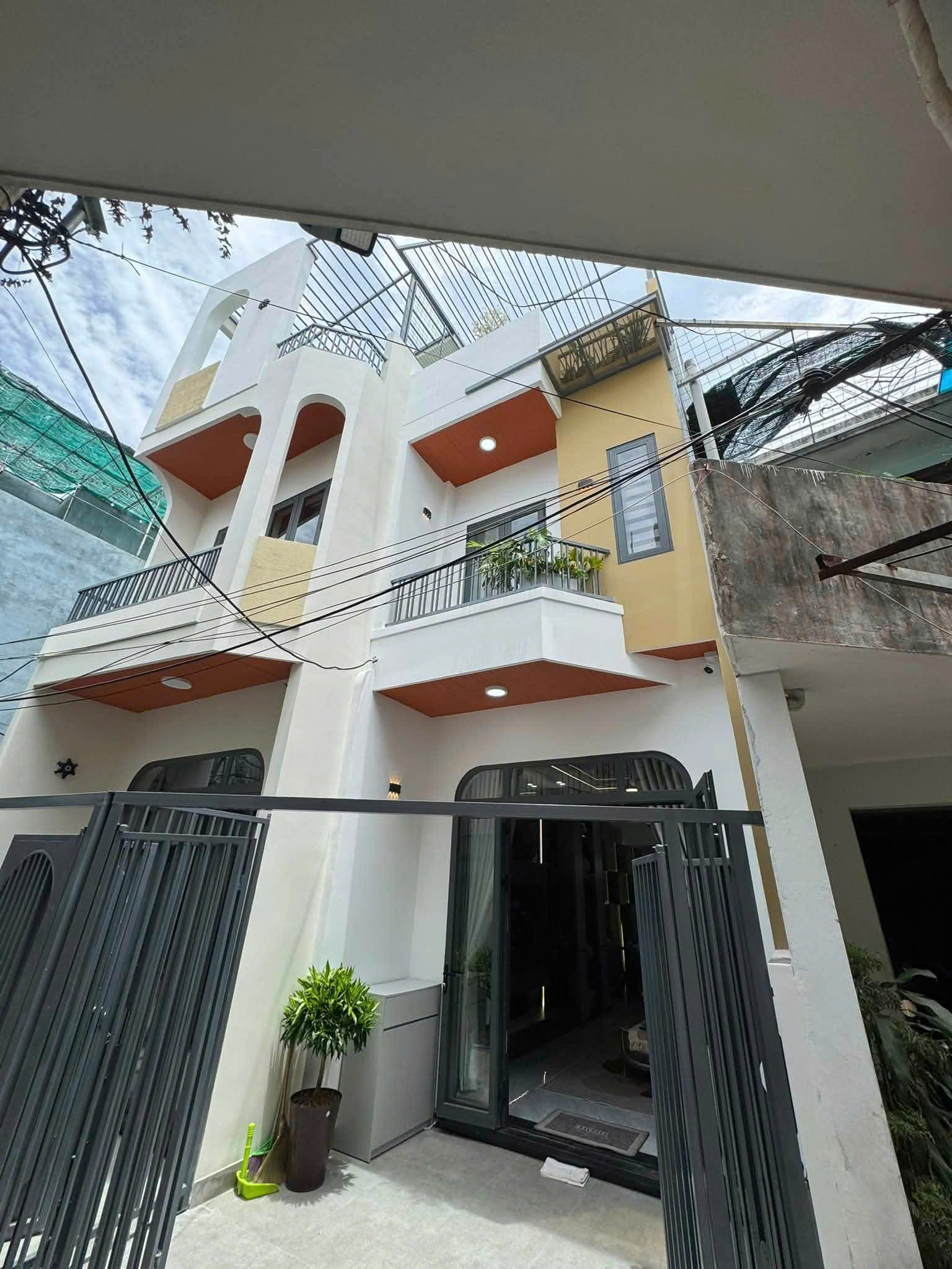 BÁN SIÊU PHẨM 3 TẦNG TRUNG TÂM HÀ HUY TẬP ĐÀ NẴNG 📌📌📌LÀM VIỆC TRỰC TIẾP GIÁ TỐT !!!
