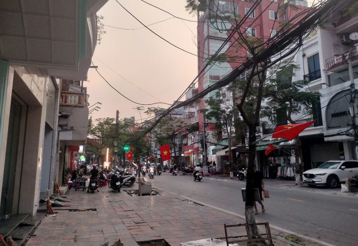 BÁN ĐẤT MẶT PHỐ HAI BÀ TRƯNG – LÊ CHÂN – HẢI PHÒNG – 135M² – VỈA HÈ RỘNG – GIÁ 22,5 TỶ