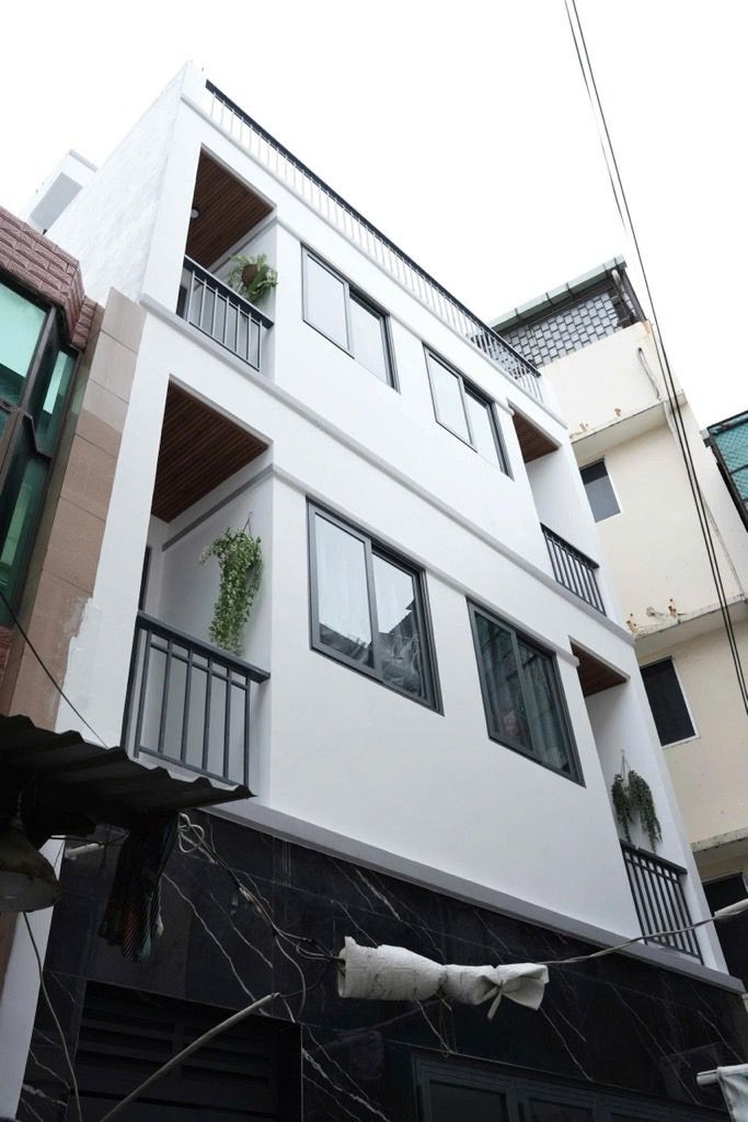 (Q.3) HAI BÀ TRƯNG,GẦN NHÀ THỜ TÂN ĐỊNH, 4 TẦNG,70M2 DÒNG TIỀN 80TR/THÁNG,GẦN MẶT TIỀN,SHR