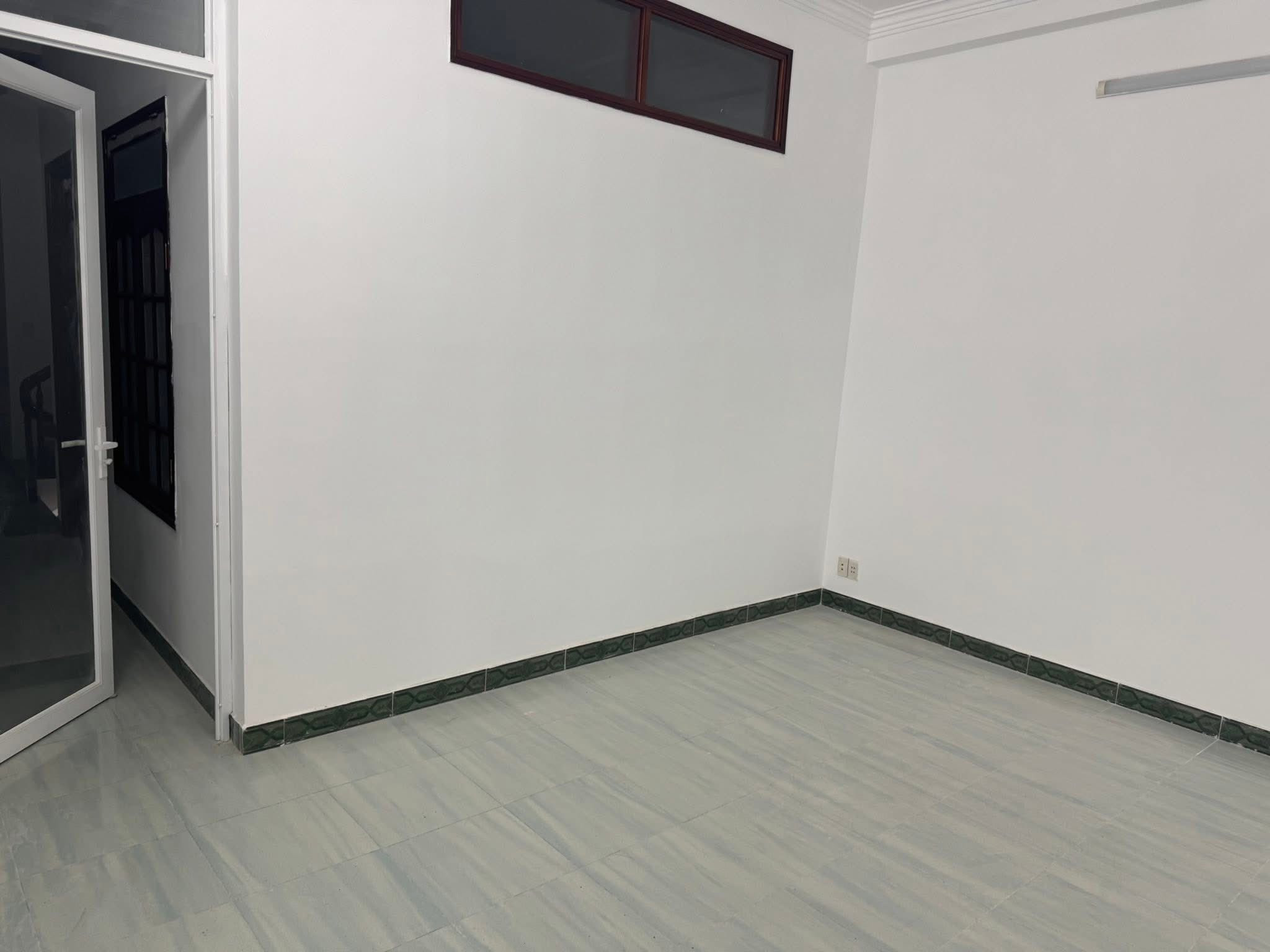 Bán nhà 4 tầng 4 mê mặt tiền Hàn Thuyên đường 7m5 lề 4m đoạn đẹp