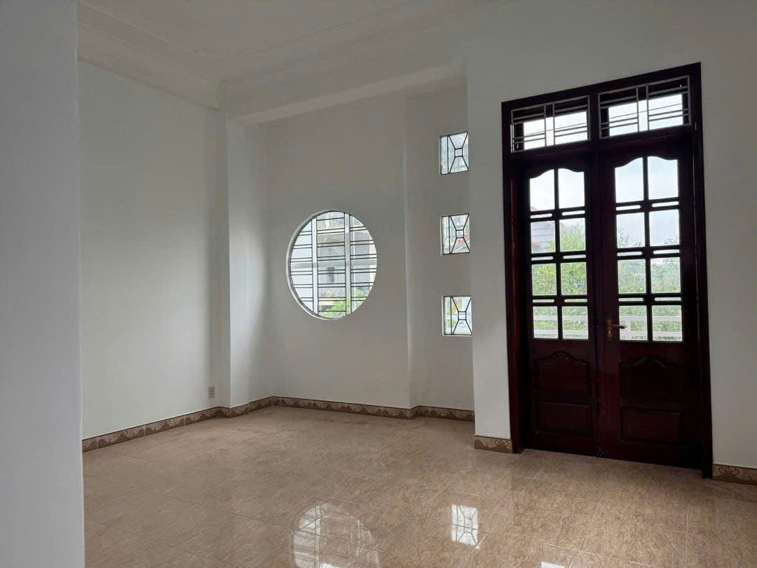 BÁN NHÀ PHỐ 4 TẦNG- HÀN THUYÊN ĐÀ NẴNG-NGANG 5M CÓ 7PN GIÁ TỐT 11,6 TỶ-GẦN VINMEC VÀ 30/4