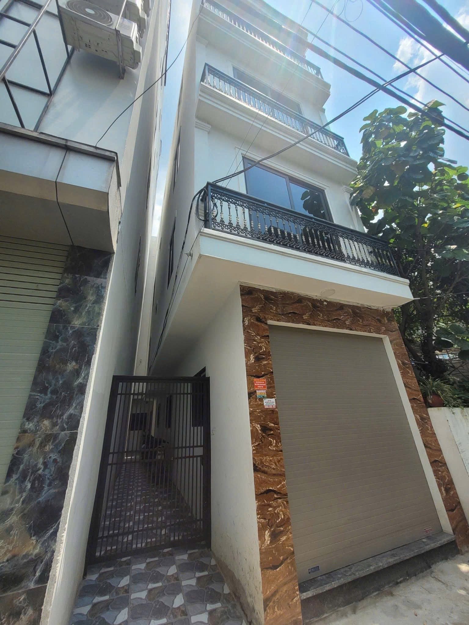 Nhà 4 tầng mặt ngõ rẻ nhất khu vực
