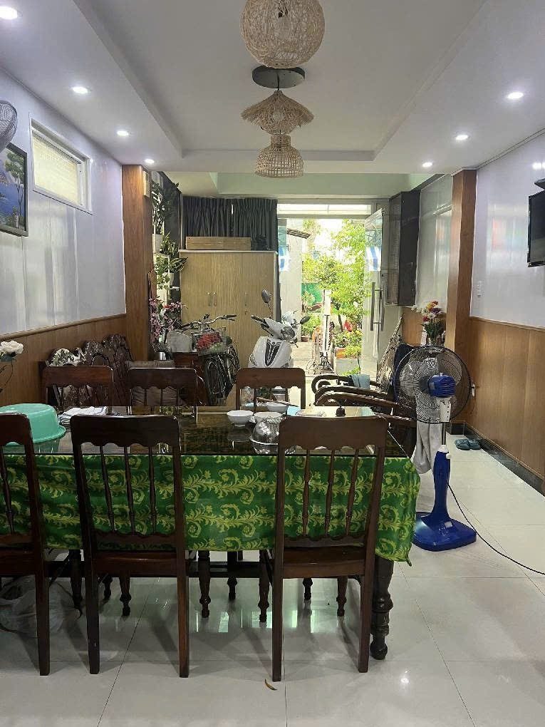 Quận 6 Hậu Giang - sát bên  chợ Bình Tây - Chợ Kim Biên - Mai Xuân Thưởng