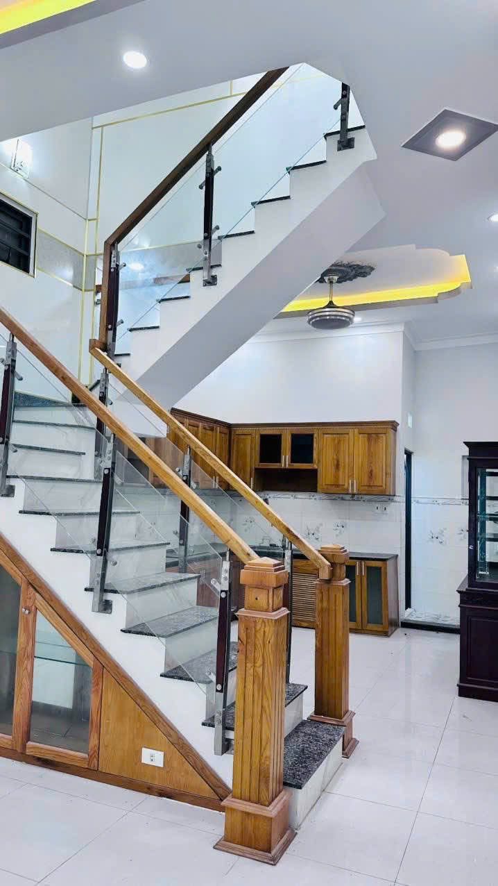 🔥Chính chủ gửi 🔥 Nhà đẹp 1/ ngắn Đường 1C Ấp 1 Vĩnh Lộc B.