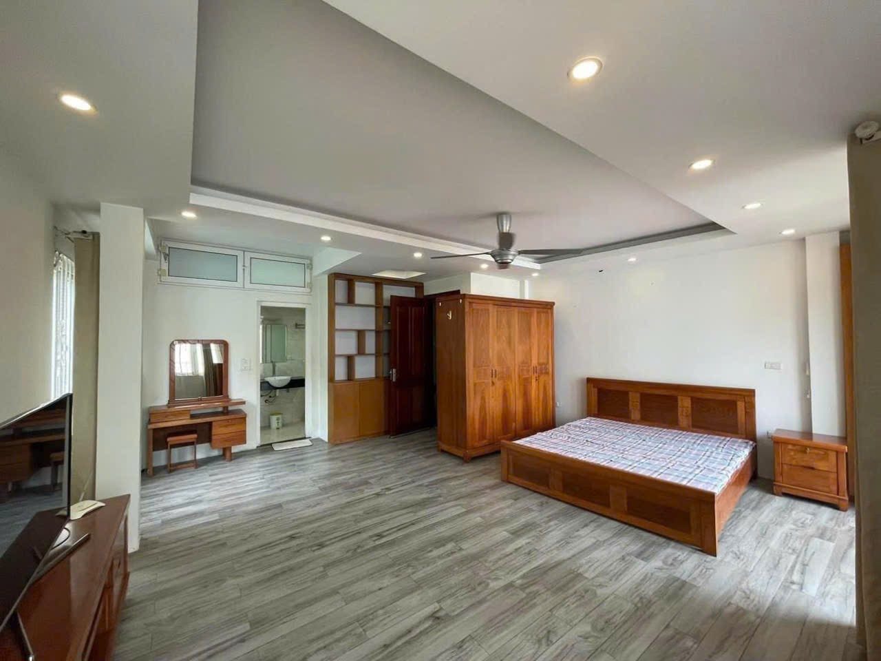 Cho Thuê Nhà Hồ Ba Mẫu 56M² 5 Tầng 3 Ngủ - Full Nội Thất Cao Cấp - Giá Thuê 17tr