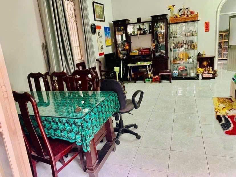 Bán nhà 111m² có sẵn 84m² thổ cư ngang 9m giá 7.5 tỷ tại Đường Hồ Bá Phấn Phường Phước Long