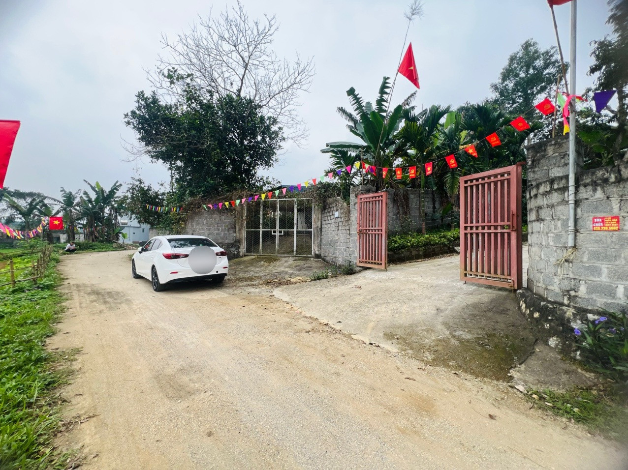 CĂN NHÀ FULL THỔ CƯ – SẴN NHÀ VỀ Ở, ĐIỆN NƯỚC , VƯỜN CÂY ĂN QUẢ ĐẦY ĐỦ, VIEW CÁNH ĐỒNG NÚI ĐÁ CỰC THOÁNG MÁT