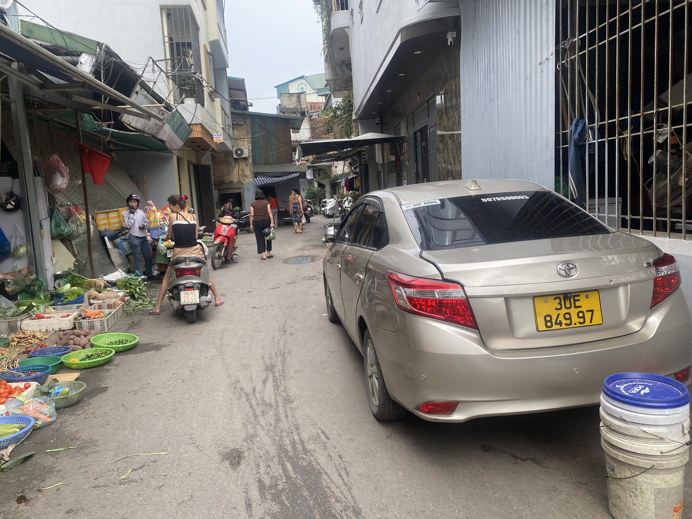 Chưa Đến 4 Tỷ Sở Hữu Nhà 3T 3N, Oto Đỗ Cửa, View Hồ Linh Quang.