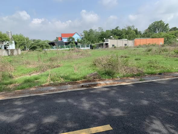 ĐẤT BÌNH DƯƠNG THỦ DẦU MỘT , 120M2 .CHỈ CÓ 1TY5