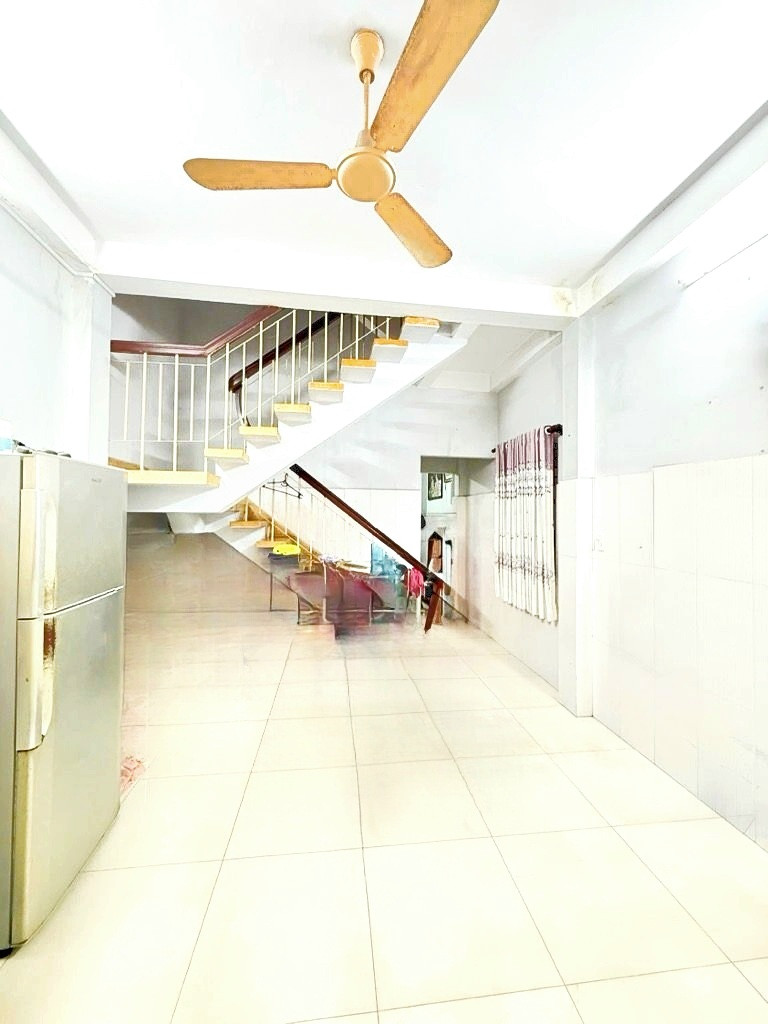 NHỈNH 6 TỶ/4 TẦNG. F.9 PHÚ NHUẬN. KV TRUNG TÂM THUẬN TIỆN DI CHUYỂN VỀ CÁC QUẬN