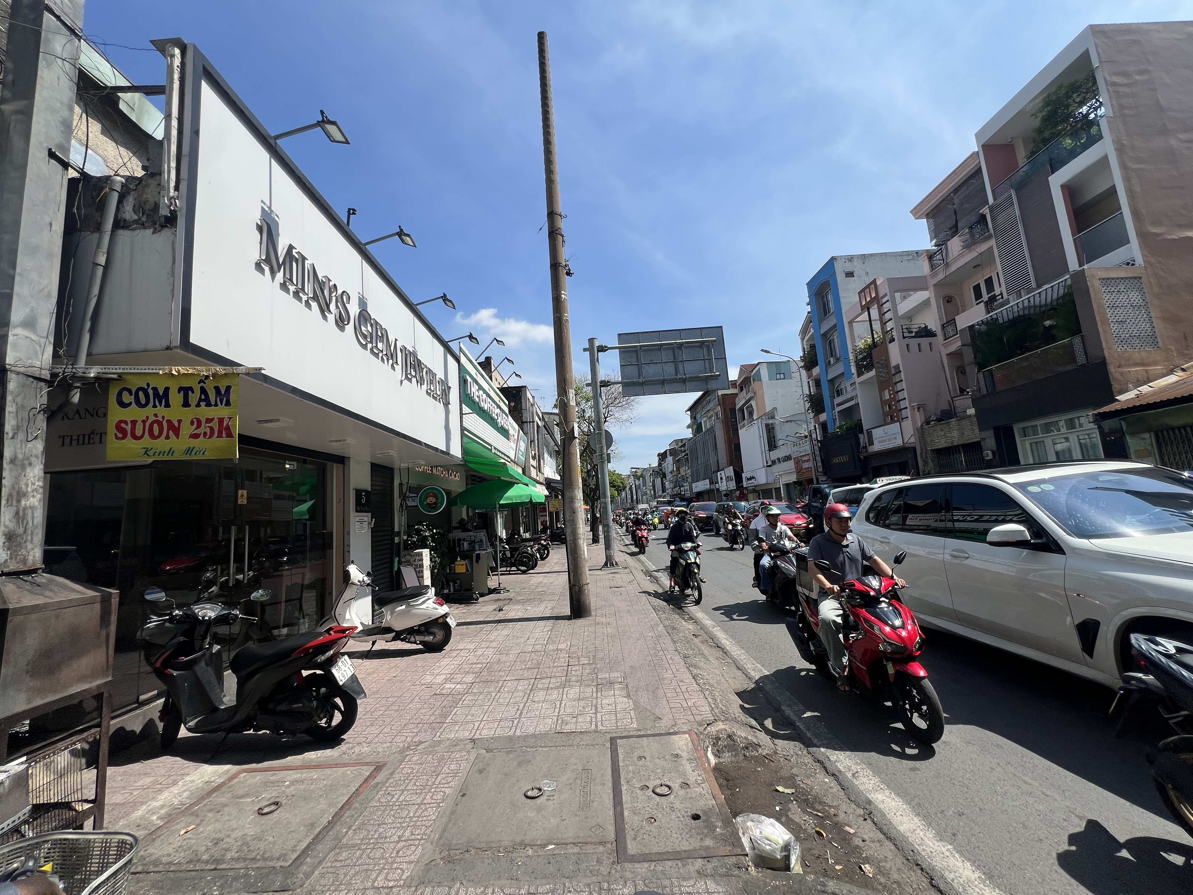 Bán nhà 110.2m² có sẵn 110m² thổ cư ngang 5m giá 33.5 tỷ tại Đường Hồ Văn Huê Phường Đức Nhuận