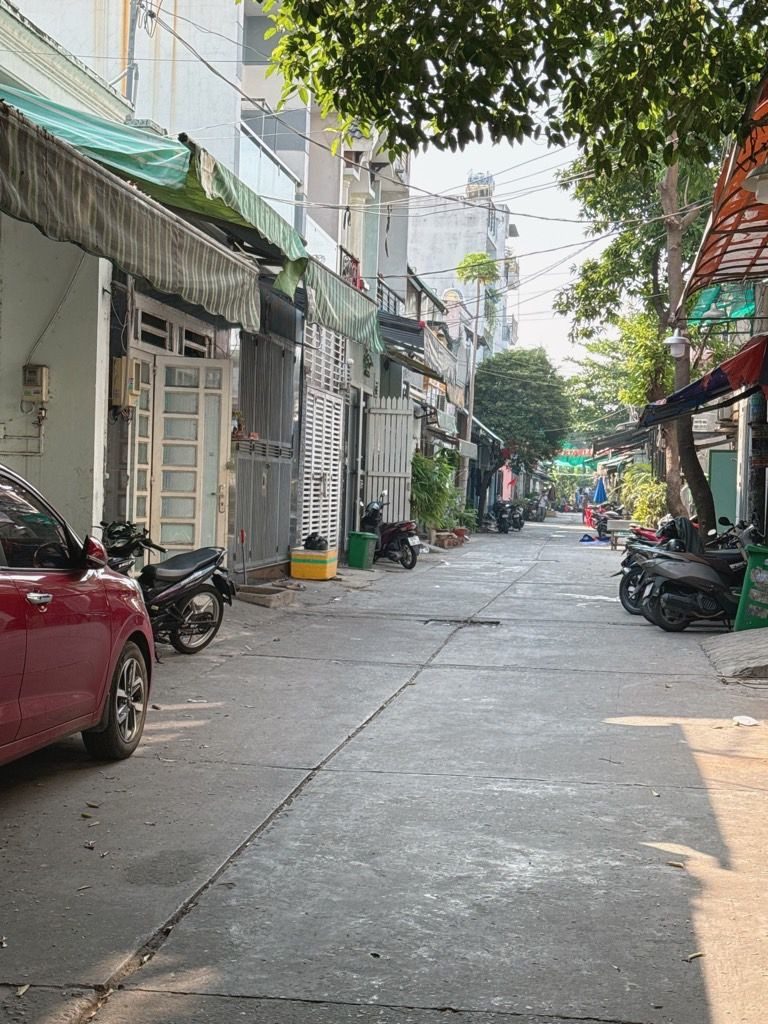 Bán nhà 2 tầng 72M² (4x18) hẻm xe hơi gần Lê Trọng Tấn, Aeon Mall Tân Phú, chỉ hơn 4 tỷ