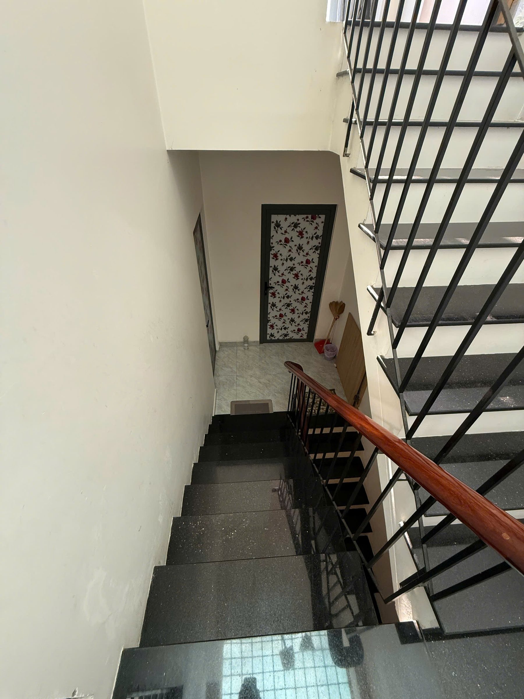 ĐƯỜNG 6M KHU PHÂN LÔ – NHÀ ĐẸP 5.5 TẦNG – HẺM 730 LẠC LONG QUÂN, P9 TÂN BÌNH – NGANG 6M – CHỈ 12.3 TỶ