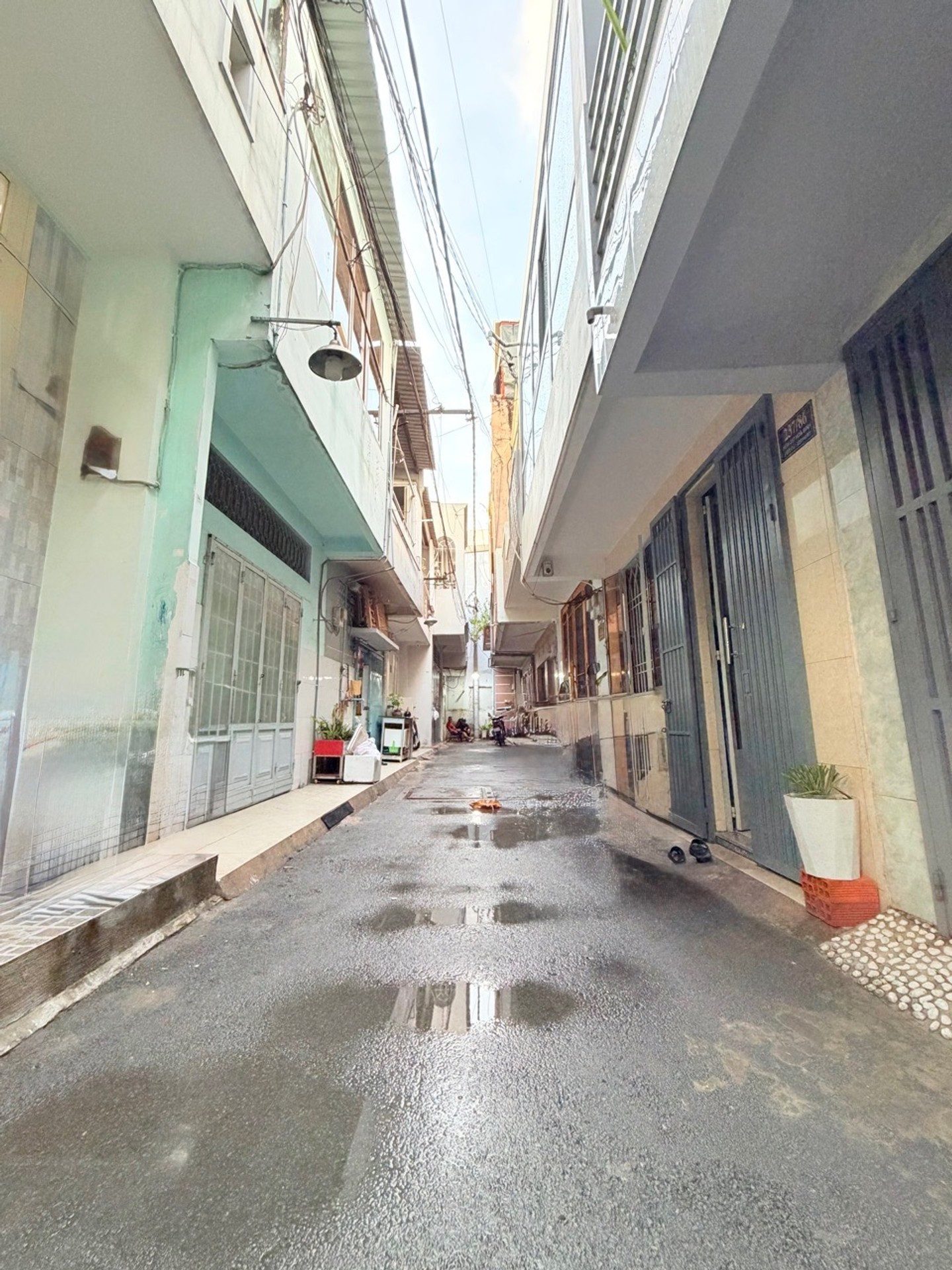 nhà hoà bình- phường hiệp tân- tân phú- tphcm