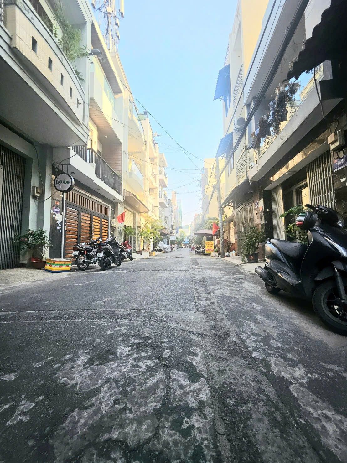 HÒA BÌNH - LŨY BÁN BÍCH - 5*16 - HẺM 8M THÔNG - 7.8T CÒN TL (354)

📞 Liên hệ xem ngay: 0902 106 911