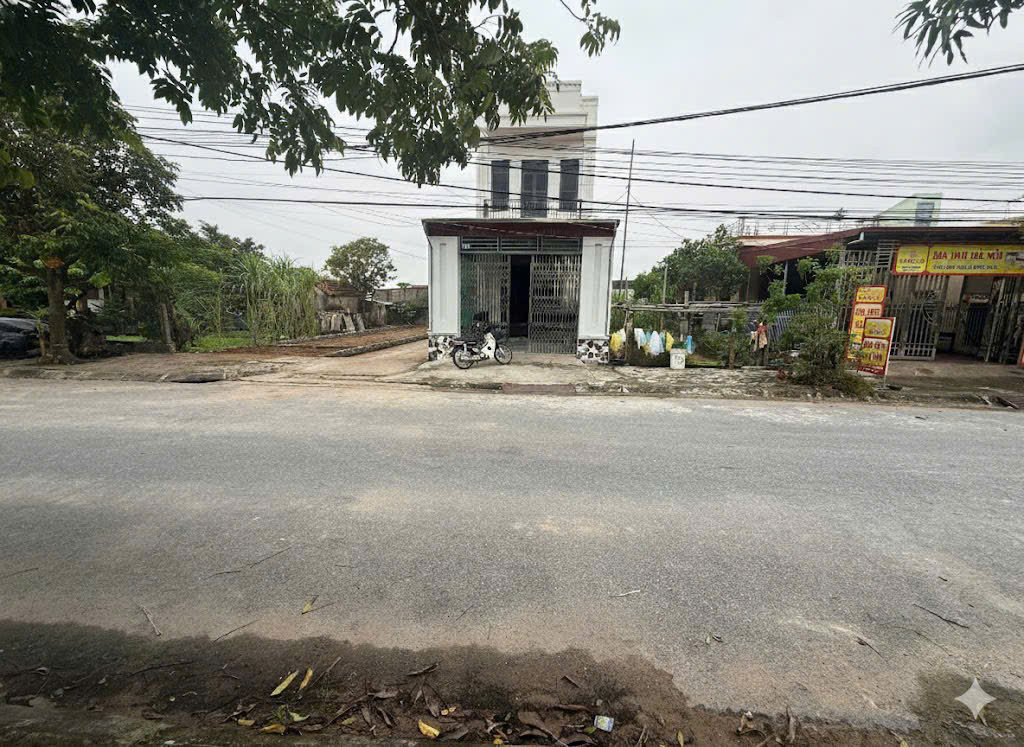 Cần bán mảnh đất 100m2 mặt đường Hòa Bình đối diện quảng trường biển Quất Lâm chỉ 1,3 tỷ
