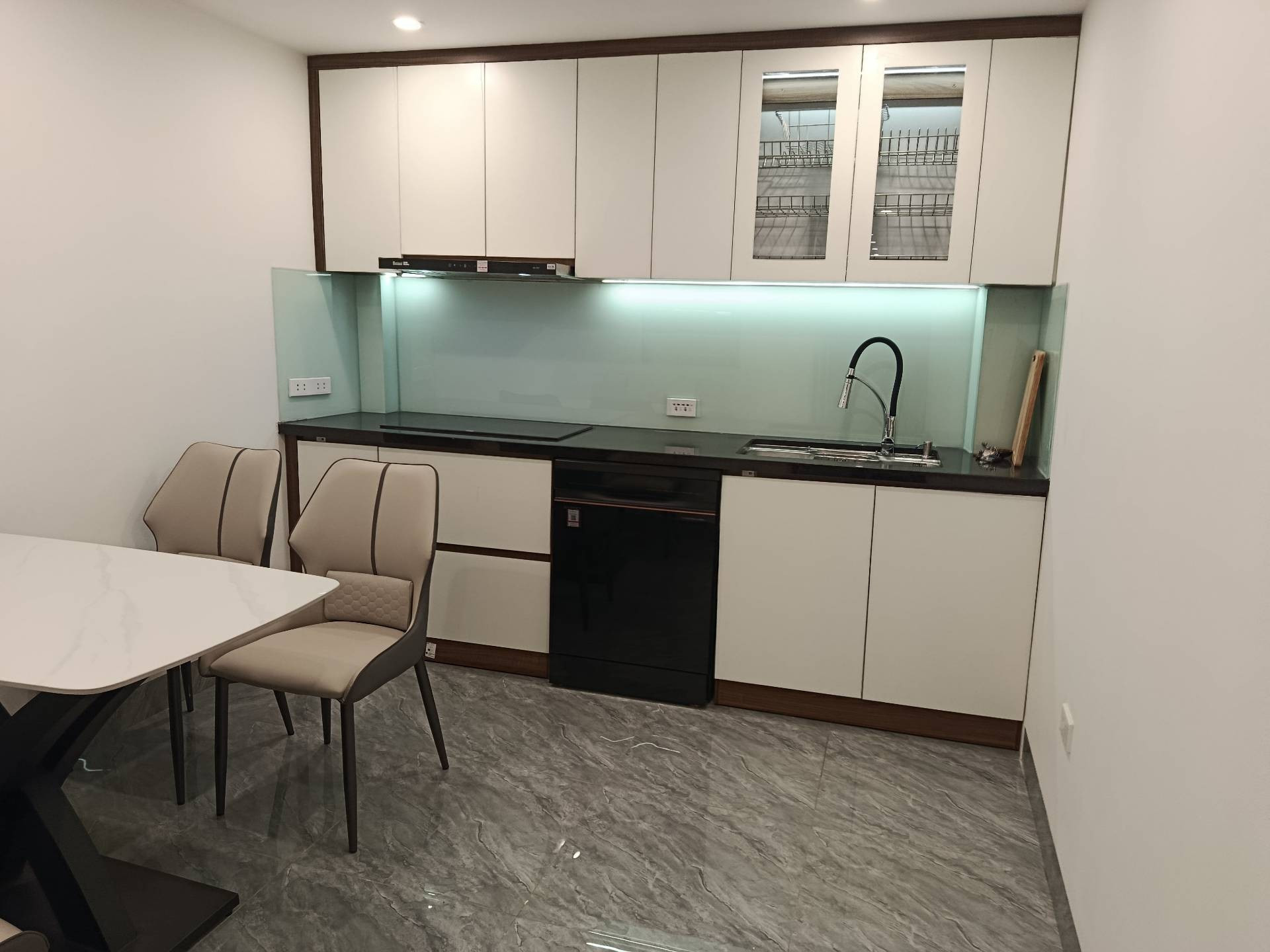 Bán Nhà riêng 45m² thổ cư 45m² giá 11.5 tỷ tại Đường Hoa Lâm Phường Việt Hưng Hà Nội