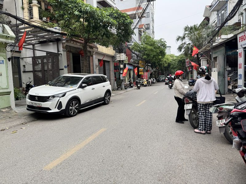 MẶT PHỐ HOA LÂM - ĐẤT VÀNG 100m2 - 2 MẶT NGÕ TRƯỚC SAU - KINH DOANH ĐA NGÀNH