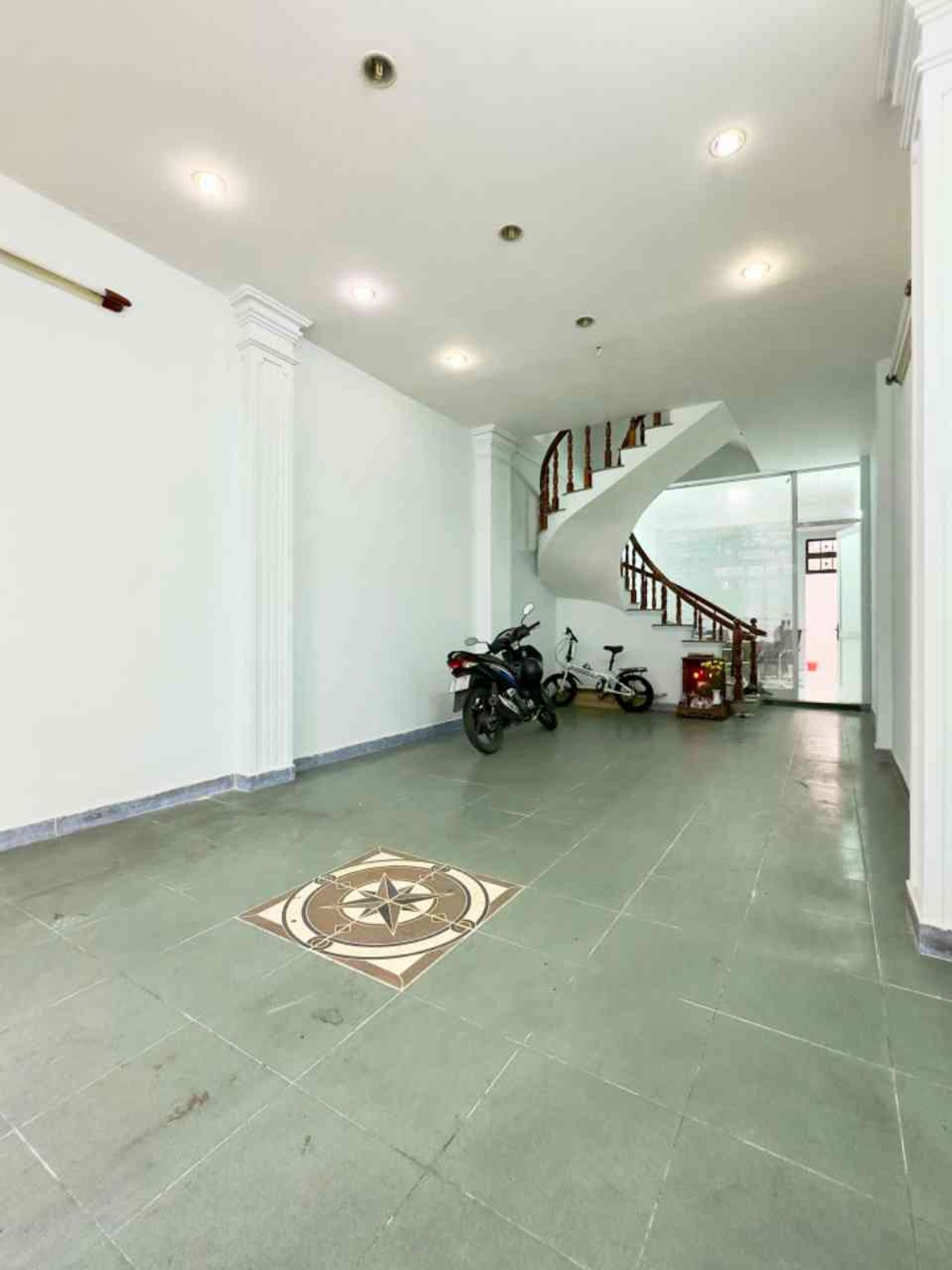 122 NHÀ 4 TẦNG MẶT TIỀN ĐƯỜNG HOA LAN, PHƯỜNG 2, PHÚ NHUẬN – GIÁ 24 TỶ