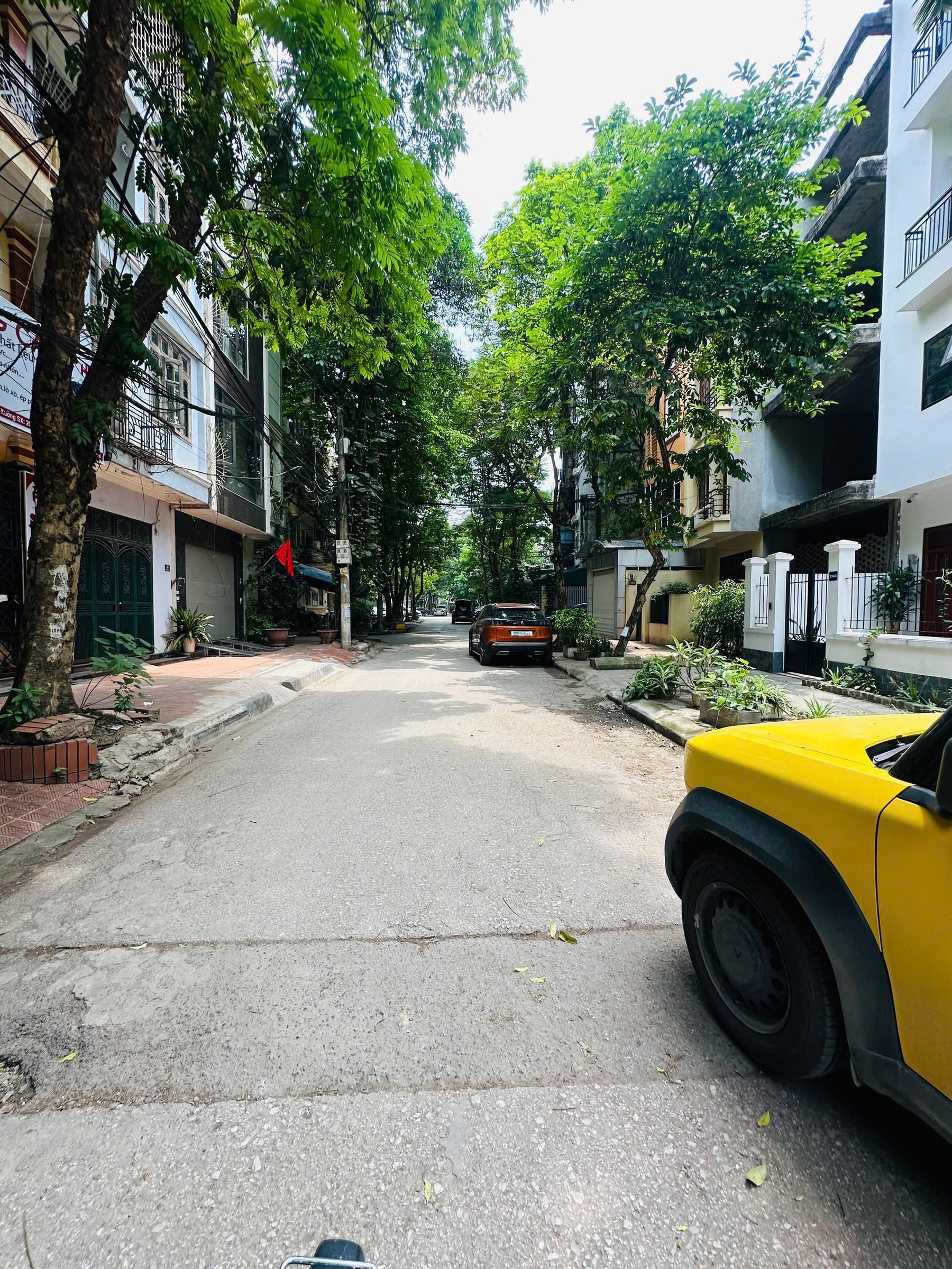 ✅ HIẾM! NHÀ Hồ Tùng Mậu 35m² – Ô TÔ – VỈA HÈ CHỦ THIỆN CHÍ BÁN