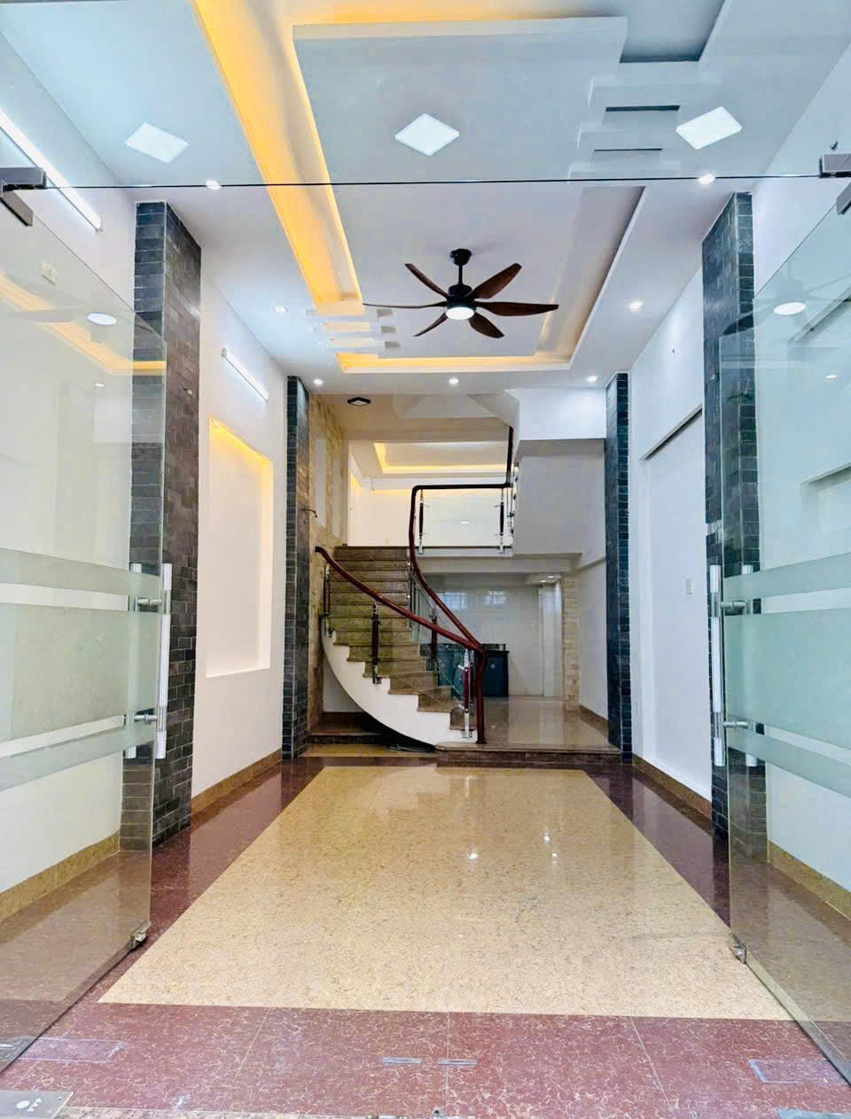 📌📌📌LÀM VIỆC TRỰC TIẾP GIÁ TỐT !!! NHÀ HOÀNG DIỆU 8.6T