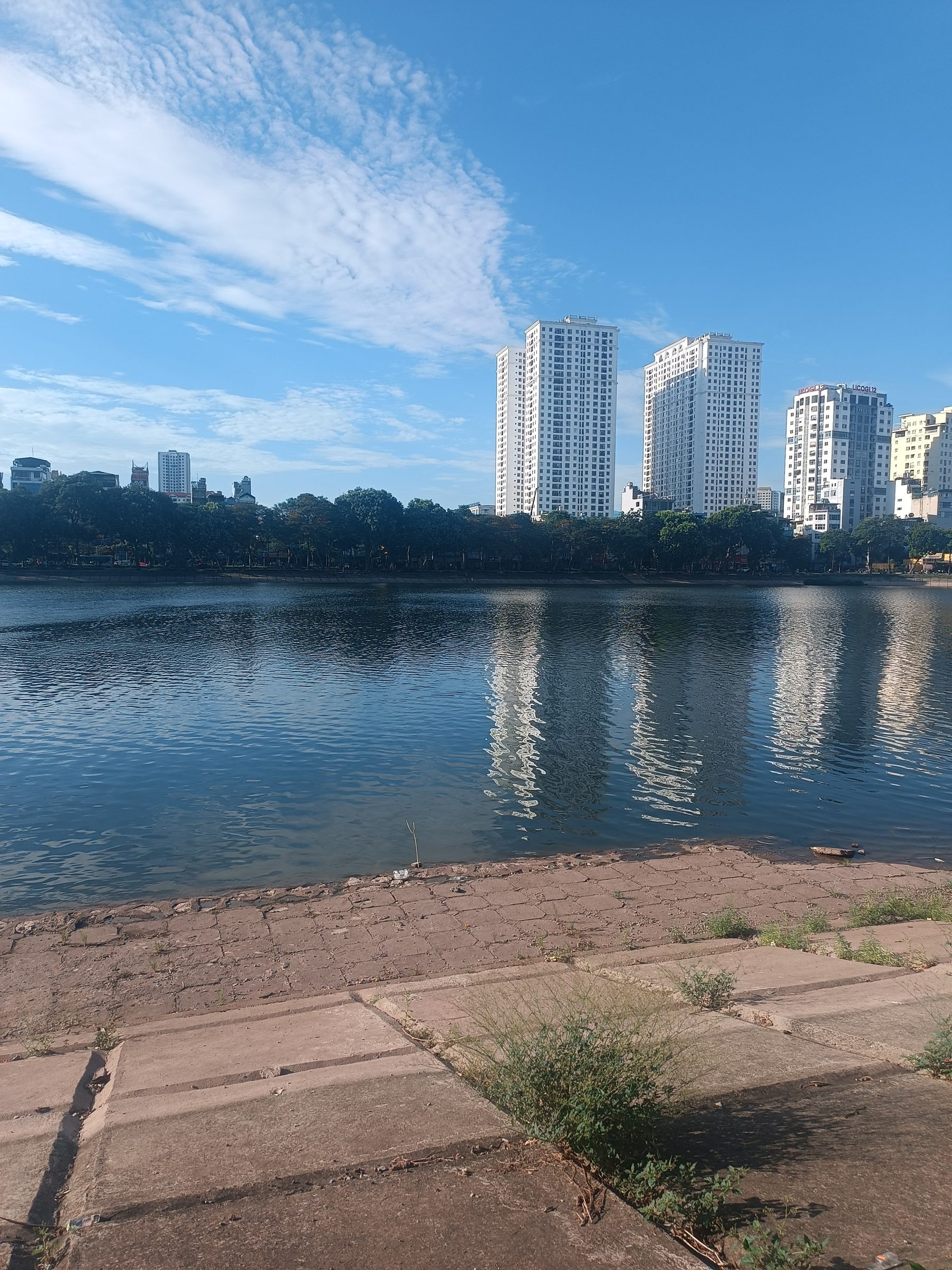 🎯🌊 CHỈ 17 TỶ – BÁN ĐẤT MẶT HỒ LINH ĐÀM - KIM GIANG 55M², VIEW HỒ, Ô TÔ ĐỖ CỬA.