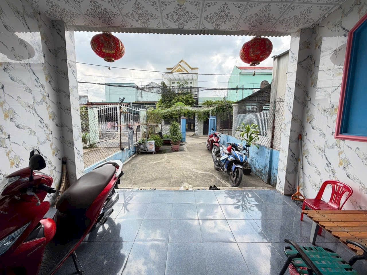 Bán nhà cấp 4 113m2 có Sân Vườn. phường Hoá an (củ), Biên Hoà đường xe hơi thông 7 chỗ