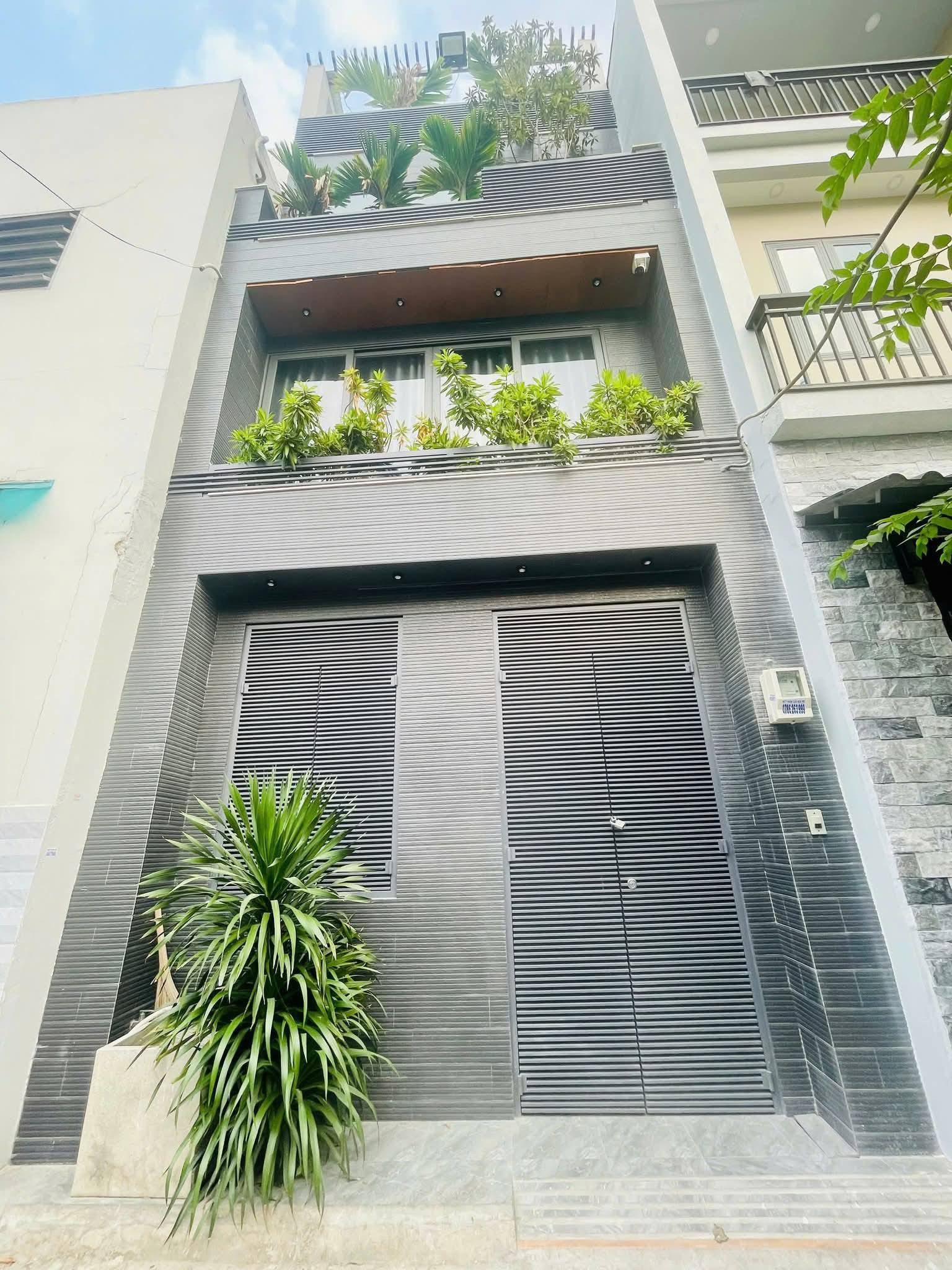 Cơ hội hiếm nhà rẻ nhất thị trường ngay Trần Khánh Dư, Q.1 3tỷ26 60m2.SHR hẻm thông xe hơi ra vào