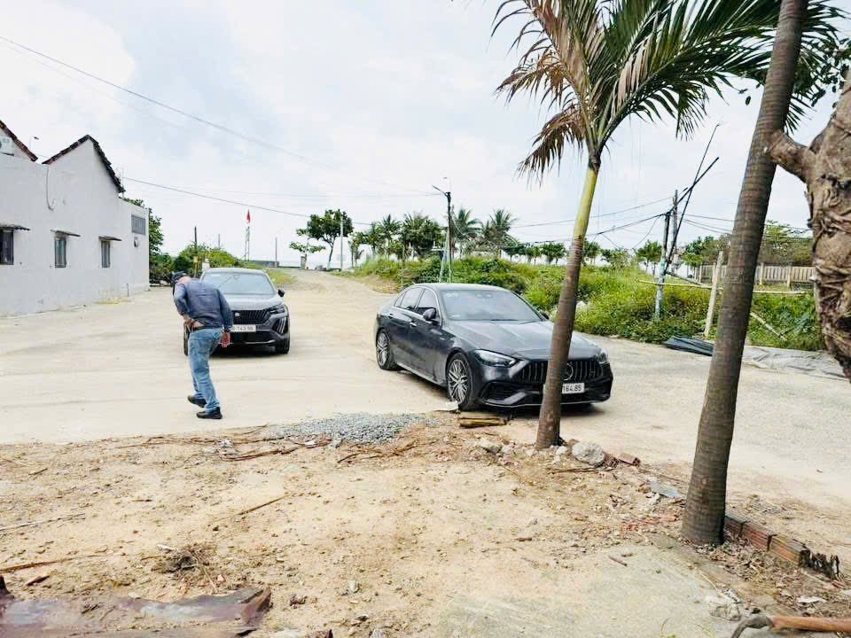 ĐẤT 2 MẶT TIỀN RỘNG 39A HOÀNG SA - VỊ TRÍ ĐỈNH - GIÁ ĐẦU TƯ