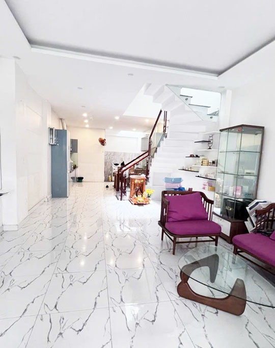 Nhà 3 tầng, Hoàng Văn Thụ, Tân Sơn Nhất, 73m2, hơn 9 tỷ TL