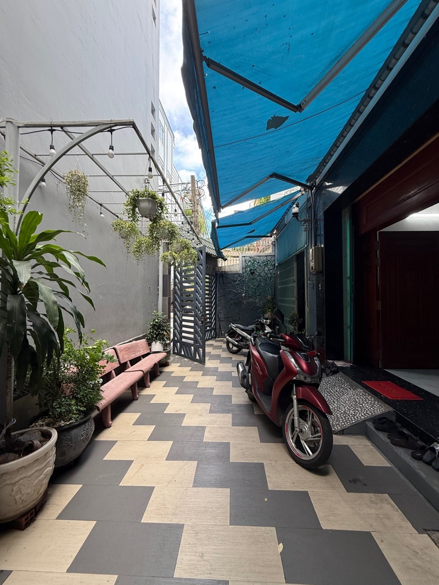NHÀ ĐẸP 4 TẦNG – HẺM 100 HỒNG LẠC – ÂU CƠ – BÀU CÁT – TRUNG TÂM TÂN BÌNH – CHỈ 8 TỶ