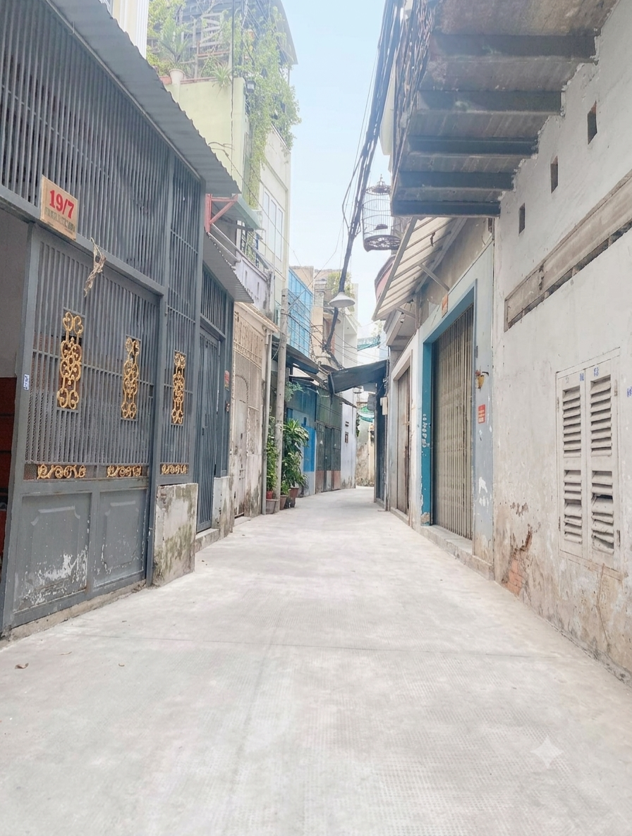 BÁN NHÀ 2 TẦNG BTCT HẺM THÔNG KHU LẠC LONG QUÂN – TÂN BÌNH – 50M² – GIÁ 6,X TỶ