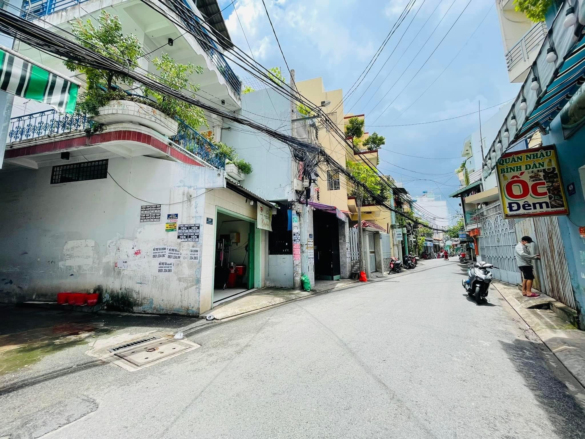Bán Nhà riêng 30m2 giá 3.35 tỷ tại đường Hồng Lạc Phường 11 Quận Tân Bình TP. Hồ Chí Minh
