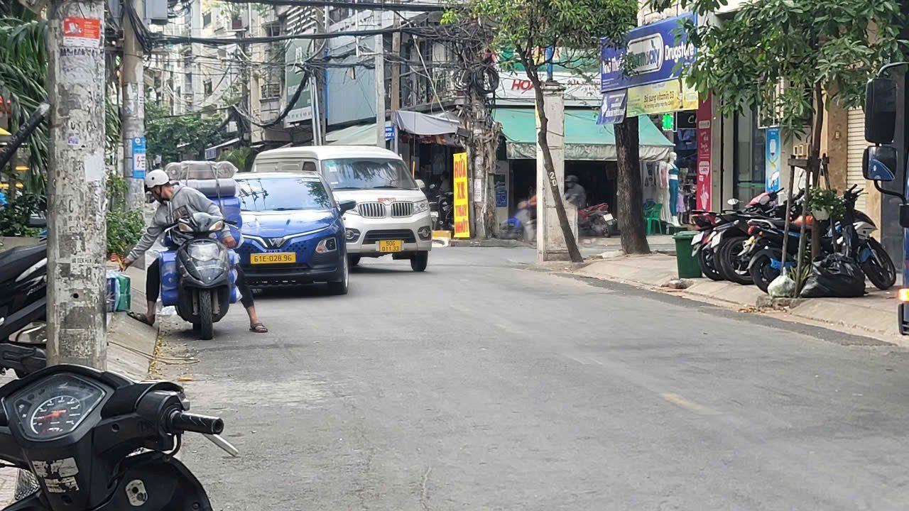 🏢 NHÀ GÓC 2 MẶT TIỀN CA VĂN THỈNH P.11 Q.TÂN BÌNH KHU BÀU CÁT – 6 TẦNG – DÒNG TIỀN 48-72 TRIỆU/THÁNG