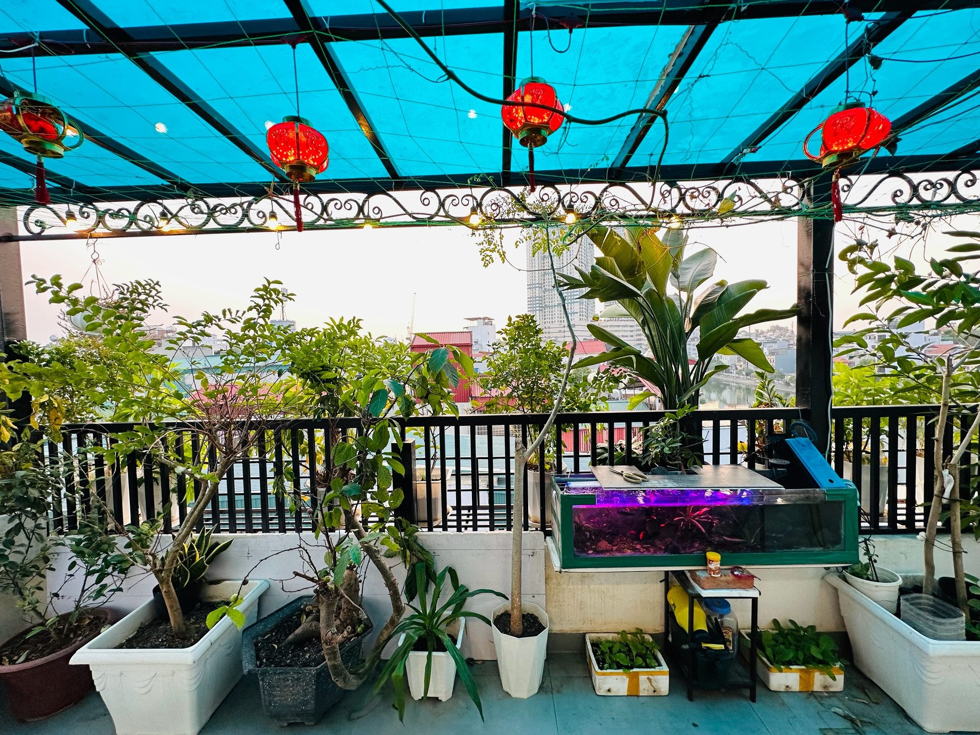 ☕ SÁNG CAFE TẠI GIA - CHIỀU DẠO PHỐ - NHÀ ĐẸP NHƯ STUDIO!