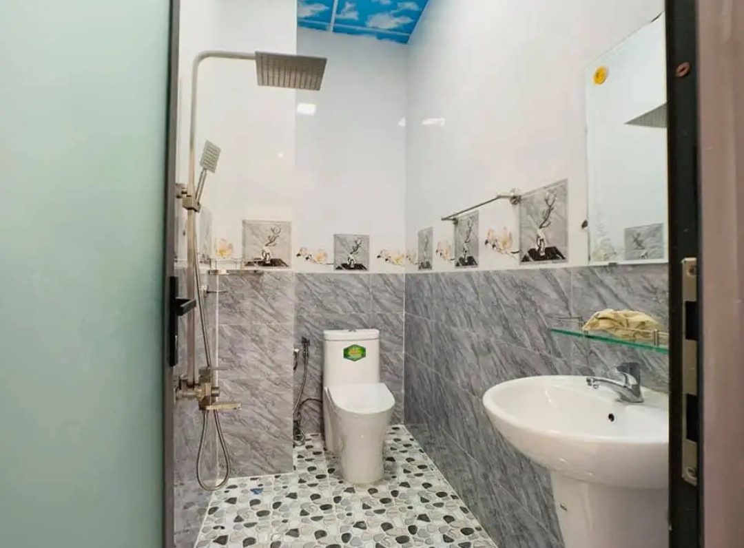Nhà Đẹp Cần Bán Gần chợ Quy Đức _Hưng Long _Bình Chánh