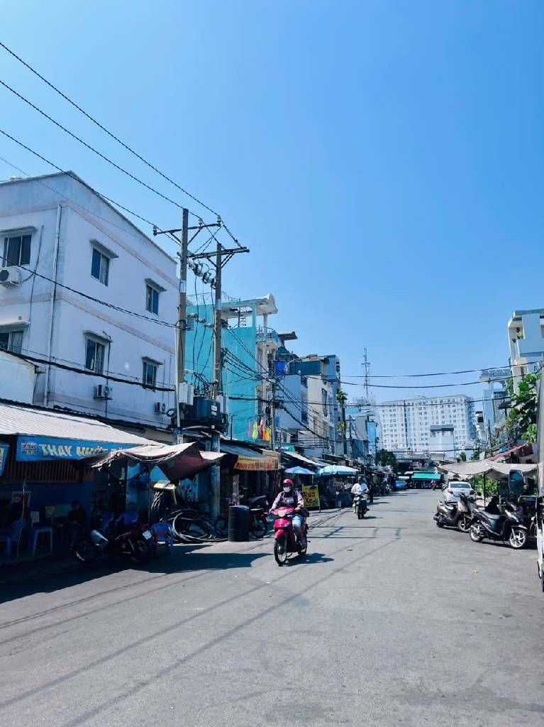 NHÀ ĐẸP 4 TÀNG HXH HƯNG PHÚ, QUẬN 8, GẦN CHỢ XÓM CỦI, SHR, HOÀN CÔNG, NHỈNH 7 TỶ