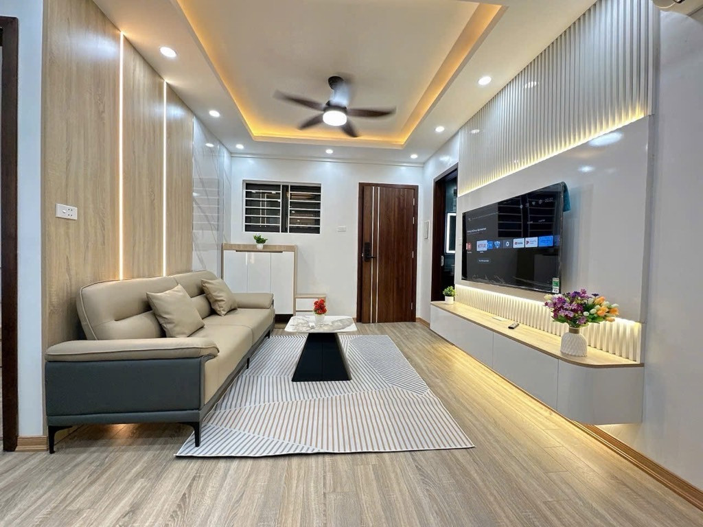 Bán nhà 82m² ngang 5m giá 5.7 tỷ Phường Hoàng Mai