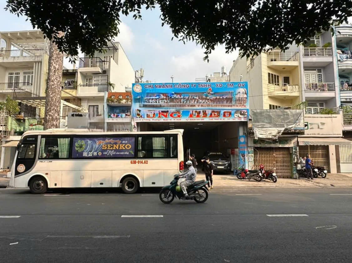 Nhà mặt tiền Hùng Vương, p1, q10 dt 176m2 vị trí kinh doanh lý tưởng giá 49,5 tỷ