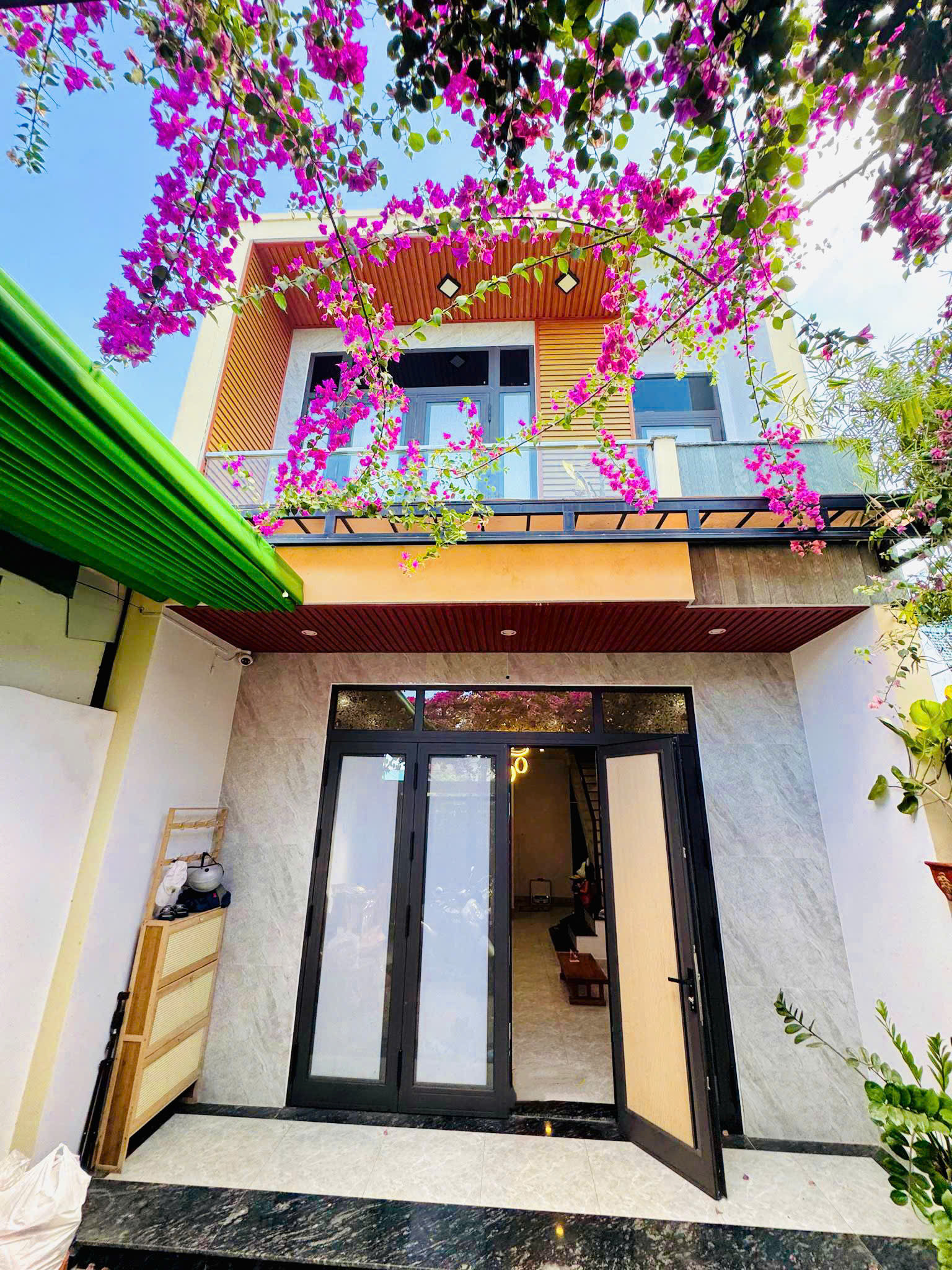 Nhà Kiệt Oto Hùng Vương - Hội An - 2 Tầng - 100m2 - Full Nội Thất - Mới Đẹp Ở Ngay - 3ty590