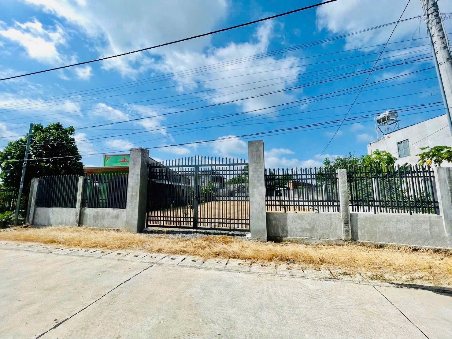 Đất nhà vườn 542 m2 (đã có 100 m2 đất thổ cư) thành phố mới Nhơn Trạch - Đồng Nai