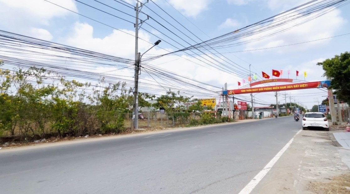 Đất mặt tiền đường Hùng Vương đã có 697 m2 đất thổ cư, xã Vĩnh Thanh - Nhơn Trạch, Thành phố mới Đồng Nai