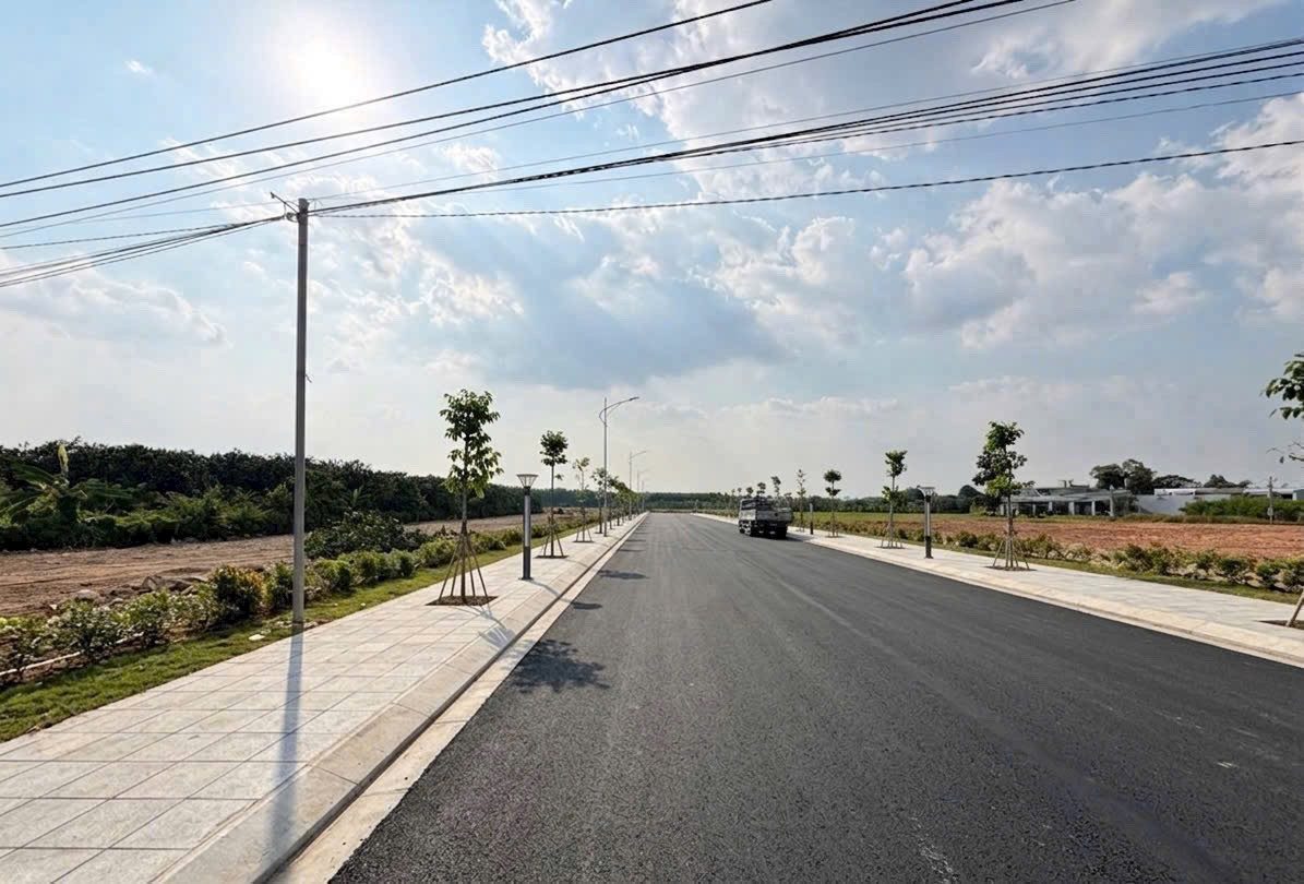 BÁN ĐẤT NỀN GIÁ F0 CHƯA QUA ĐẦU TƯ ĐƯỜNG LONG CHIẾN- PHƯỜNG TÂN TRIỀU