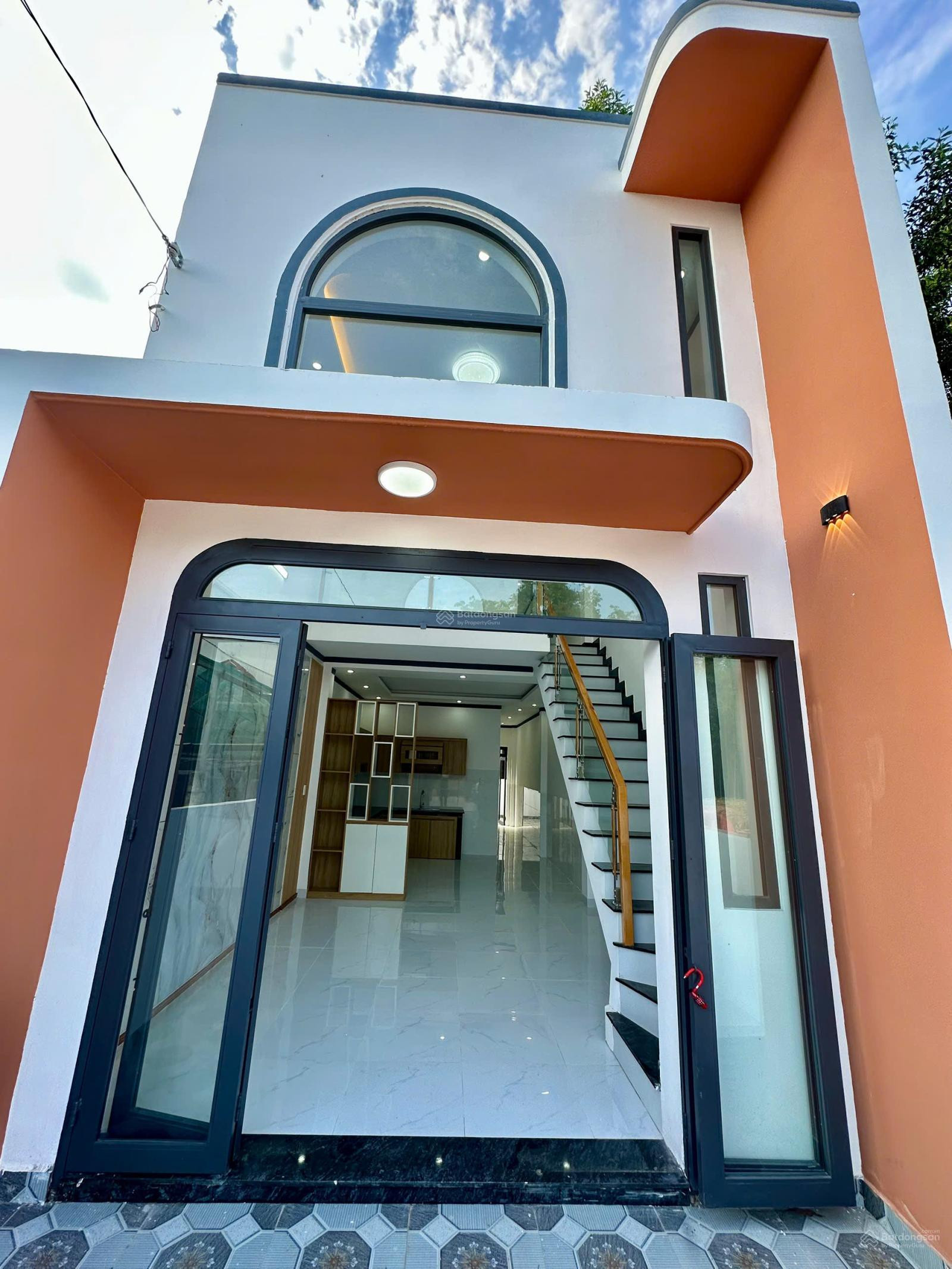 Nhà gác lửng ngay cây xăng thạnh phú, Trung Tâm Hành Chính Phường Tân Triều trả trước 500tr nhận nhà ngay