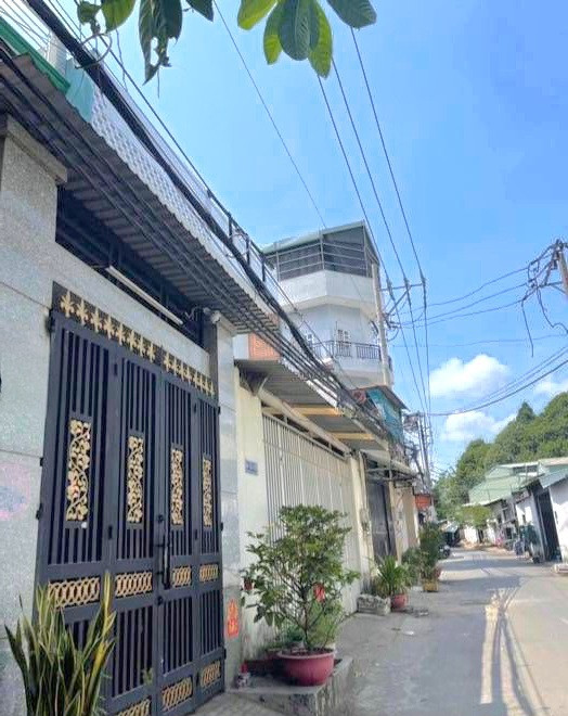 BÁN NHÀ SÁT HUƠ.G LỘ 2 - COOPMAR.T - ĐƯỜNG XE TẢI - ( 4X19M )