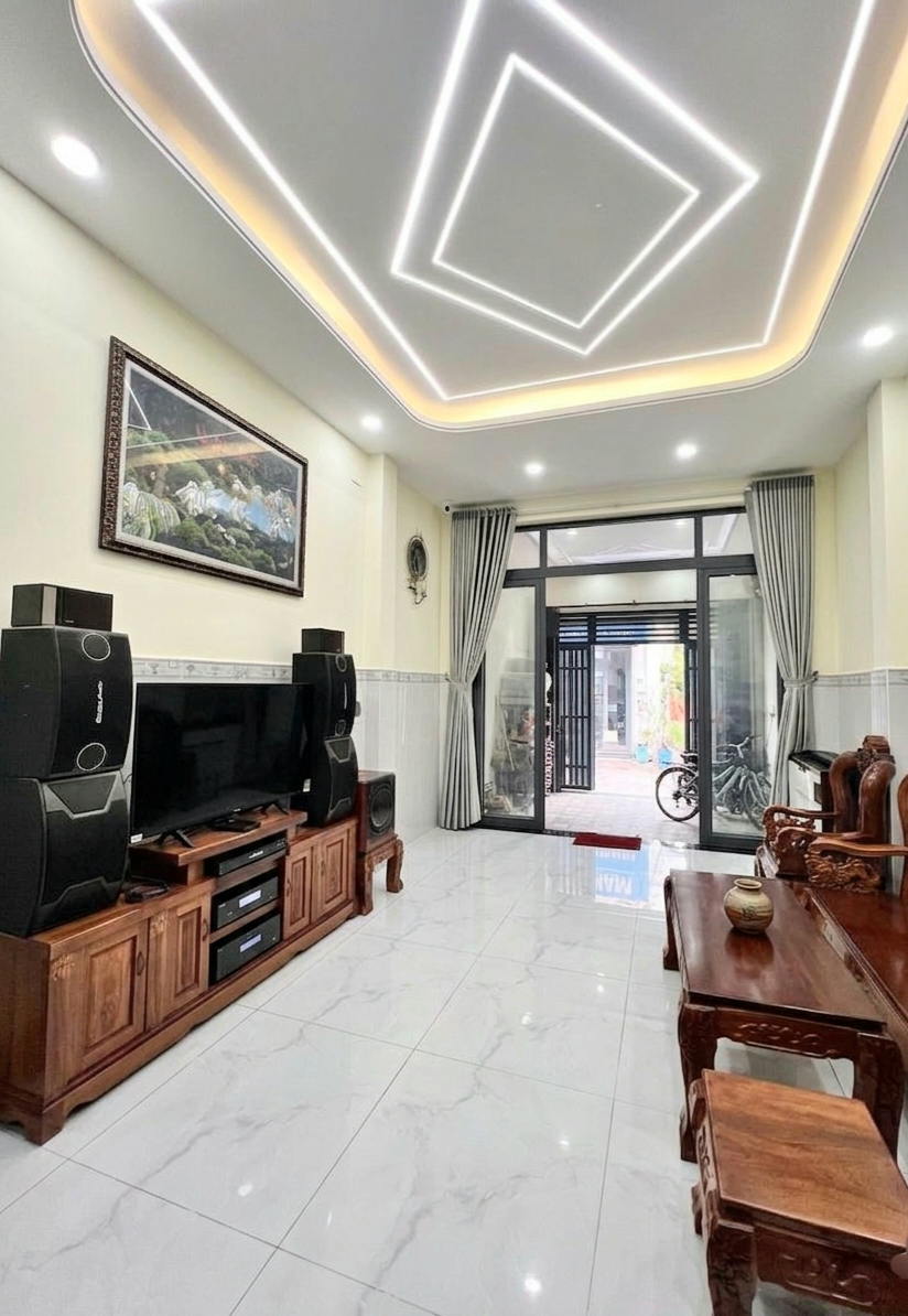 HXT đỗ cửa – Nhà 4 tầng nội thất xịn – 56m² Hương Lộ 2 – Giá 5.4 tỷ(TL).  gCeDkh