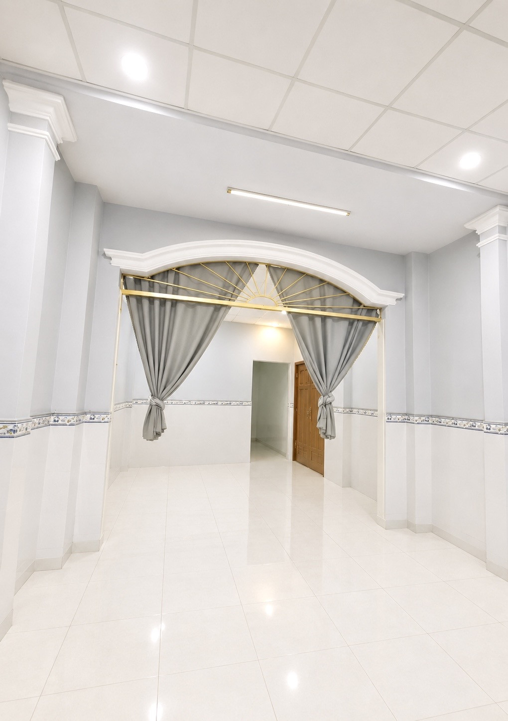Chủ gấp bán hạ nhiệt 200tr  chỉ 3.6 tỷ Nhà Hương Lộ 2 ,DT (83m2),sát hẻm xetải 7m (KK9)