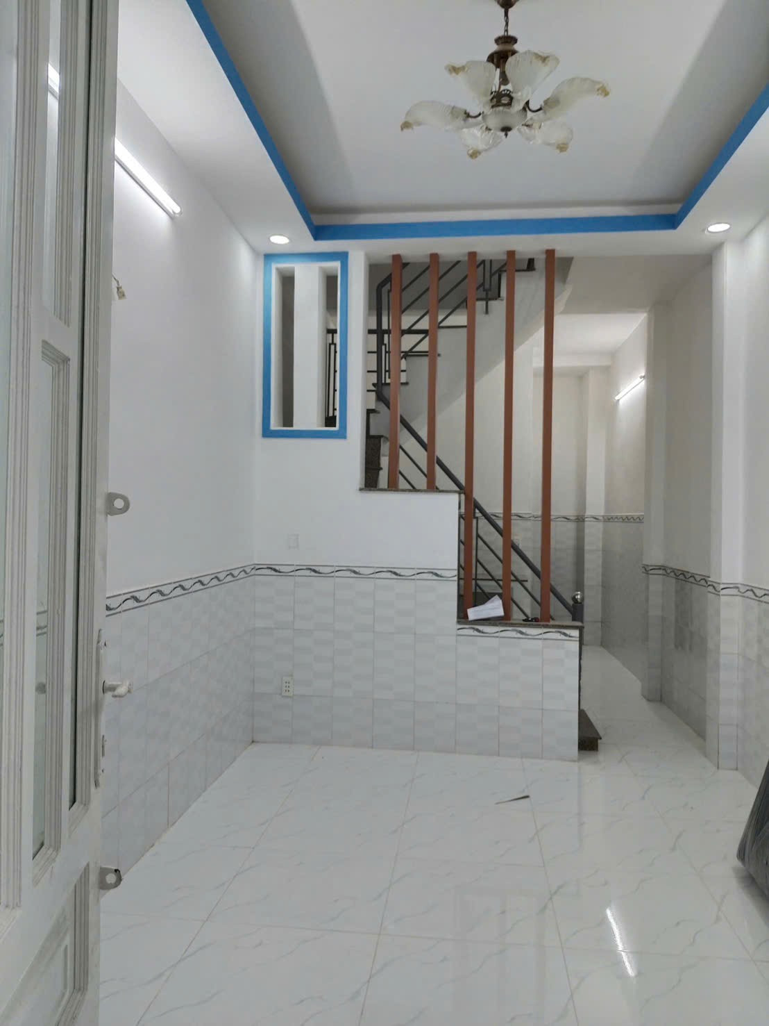 Nhỉnh 1ty nhà 1 lầu 2PN 2WC sát Hương Lộ 80B ấp 5 Đông Thạnh Hóc Môn