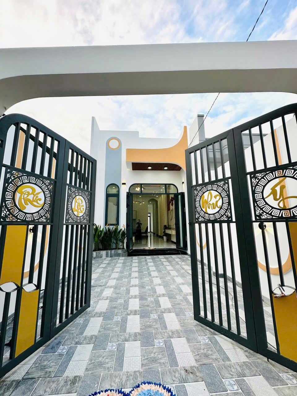 Nhà ĐÓN TẾT Đẹp Rực rỡ. Đạo Thạnh, TP. Mỹ Tho cũ. Giá rẻ bất ngờ.